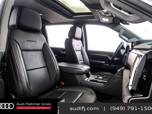 Used 2025 GMC Sierra 2500 Denali w/ Denali Reserve Package image 7