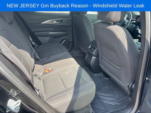 Used 2025 Chevrolet Equinox EV LT FWD image 10