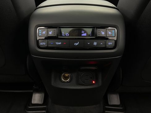 Used 2024 Hyundai Palisade Calligraphy AWD/4WD image 8