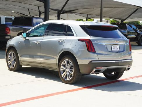 Used 2024 Cadillac XT5 Premium Luxury w/ Technology Package FWD image 3
