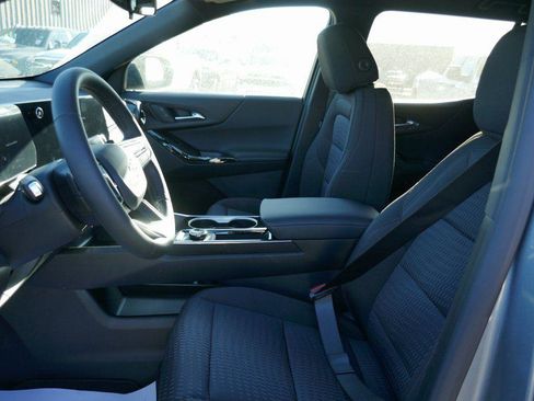 New 2026 Chevrolet Equinox LT w/ Midnight Edition FWD image 13