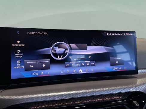 Used 2025 BMW 330i xDrive Sedan image 17