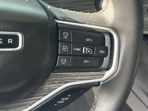 Used 2022 Jeep Wagoneer Series III w/ Convenience Group I image 19