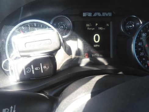 Used 2022 RAM 1500 Big Horn AWD/4WD image 4