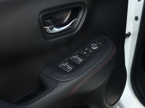 Used 2024 Honda HR-V Sport image 13