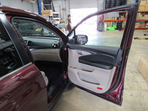 Used 2016 Honda Pilot EX-L image 32