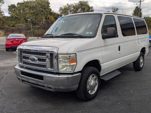 Used 2011 Ford E-350 and Econoline 350 XLT image 18