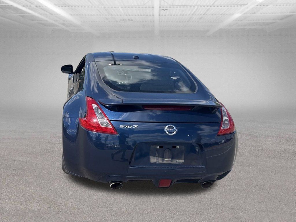 Used 2013 Nissan 370Z Touring w/ Sport Pkg RWD image 8