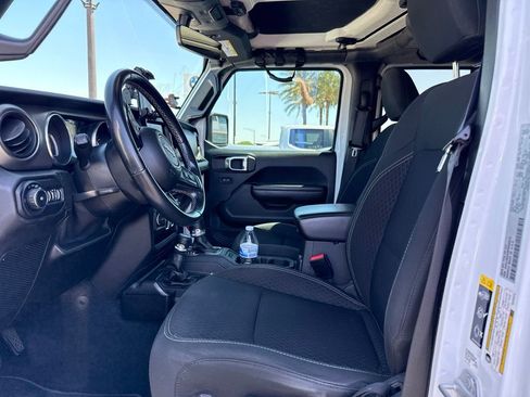 Used 2021 Jeep Wrangler Unlimited Sport AWD/4WD image 4