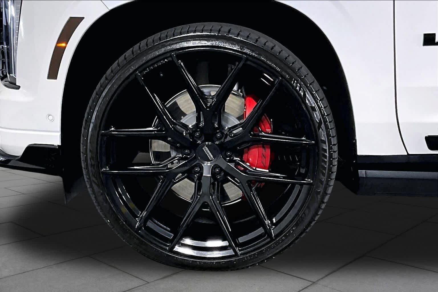 Used 2025 Cadillac Escalade V w/ LPO, Floor Liner Package AWD/4WD image 10