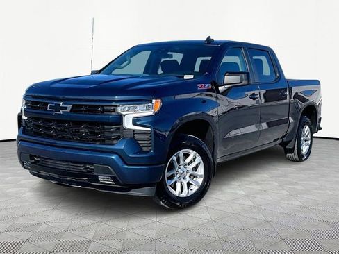 Used 2023 Chevrolet Silverado 1500 RST image 3