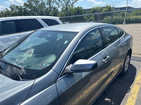 Used 2024 Chevrolet Malibu LT FWD image 18