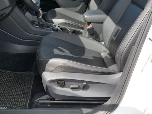 Certified 2022 Volkswagen Tiguan SE AWD/4WD image 14