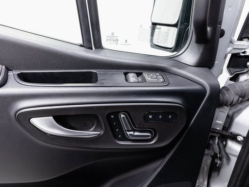 Used 2024 Mercedes-Benz Sprinter 144 Cargo image 6