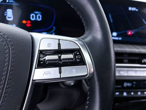 Used 2025 Kia Telluride EX w/ EX Captain's Chair Package image 34