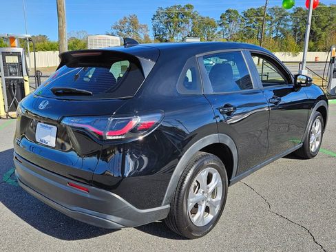 Used 2024 Honda HR-V LX image 11