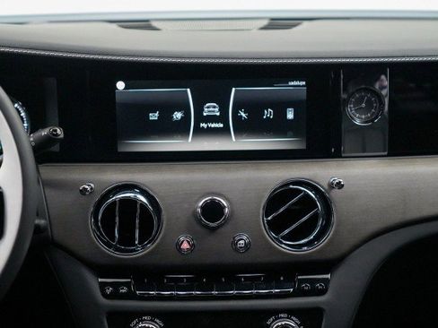 Used 2024 Rolls-Royce Ghost image 20