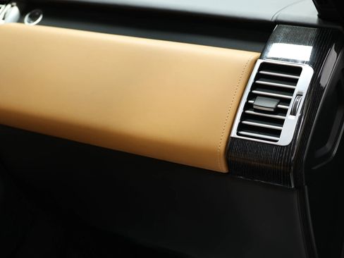 Used 2022 Land Rover Range Rover Long Wheelbase Autobiography image 75