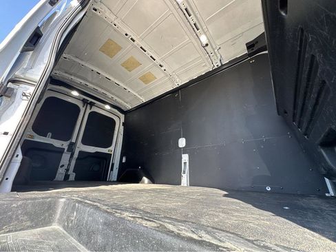 Used 2022 Ford Transit 250 T-250 RWD Medium Roof image 9