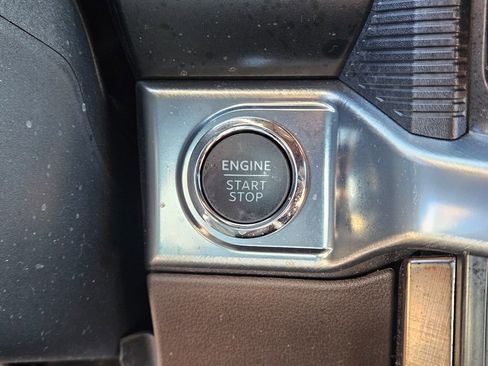 Used 2025 Ford F150 King Ranch w/ FX4 Off-Road Package AWD/4WD image 24