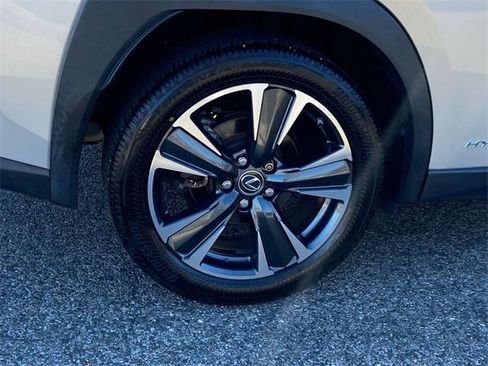 Used 2020 Lexus UX 250h w/ Premium Package image 11
