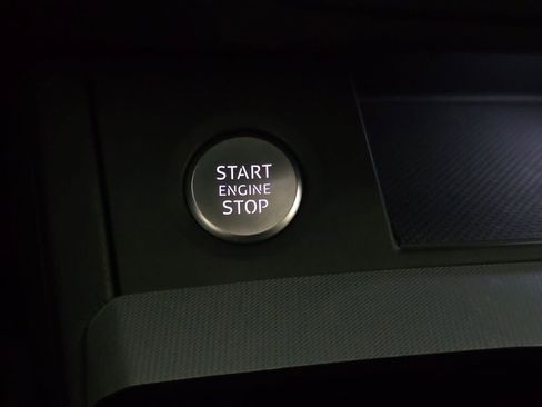 Used 2025 Audi Q5 2.0T Premium image 44