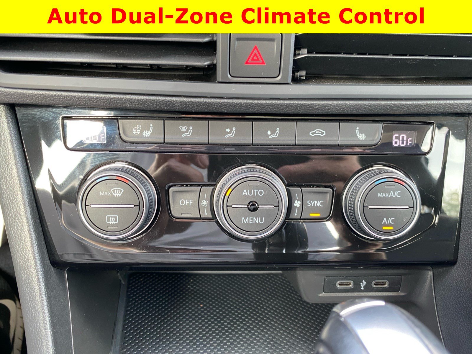 Used 2021 Volkswagen Jetta SE w/ SE Cold Weather Package FWD image 24