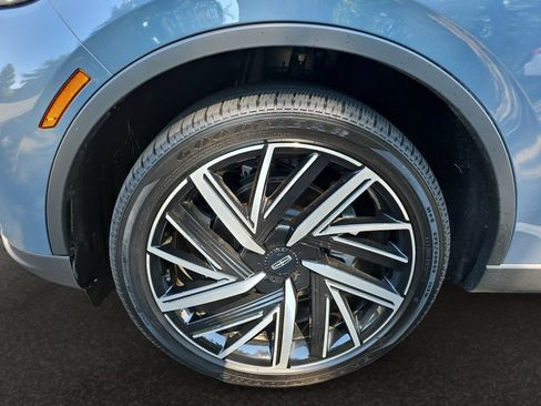 Used 2025 Lincoln Aviator Reserve w/ Equipment Group 201A AWD/4WD image 34
