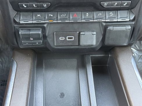 Used 2022 GMC Sierra 1500 SLT w/ SLT Premium Plus Package image 21