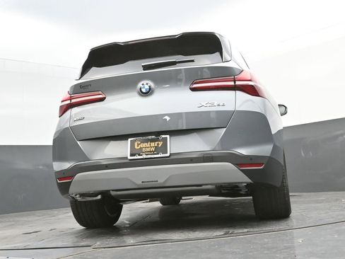 Used 2025 BMW X3 xDrive30i w/ Premium Package image 44