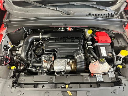Used 2023 Jeep Renegade Trailhawk AWD/4WD image 33