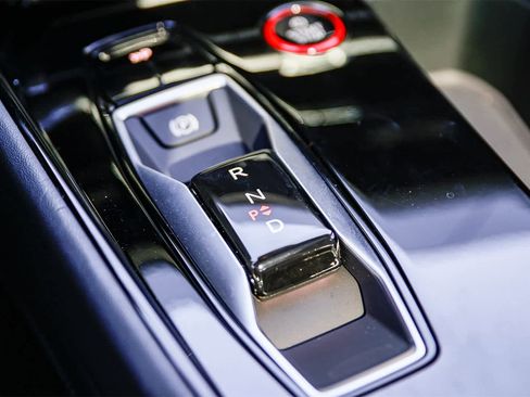 Used 2024 Audi RS e-tron GT w/ Carbon Performance Package image 22