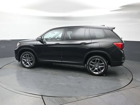 Certified 2023 Honda Passport EX-L image 3