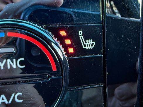 Certified 2024 Nissan Armada SL w/ Midnight Edition Package image 13