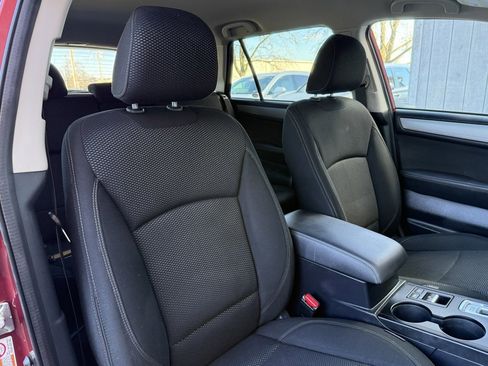 Used 2019 Subaru Outback 2.5i Premium image 21