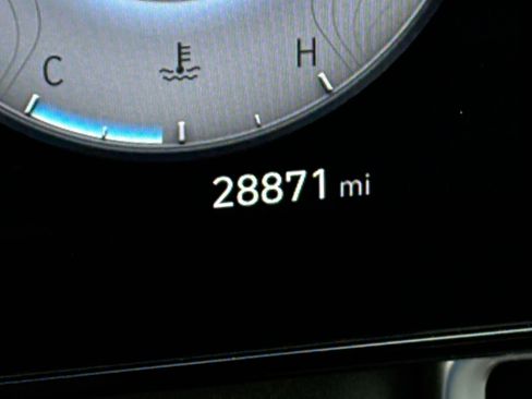 Used 2025 Hyundai Elantra SEL image 39