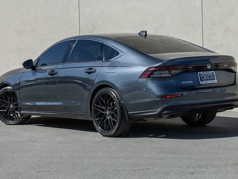 Used 2023 Honda Accord EX image 3