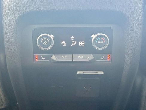 Used 2025 Buick Enclave Avenir w/ Super Cruise Package image 13