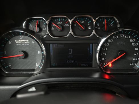 Used 2017 GMC Sierra 1500 SLT w/ All Terrain Package image 14