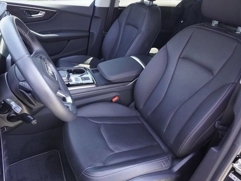 Used 2023 Audi Q8 Premium Plus w/ Premium Plus Package AWD/4WD image 20
