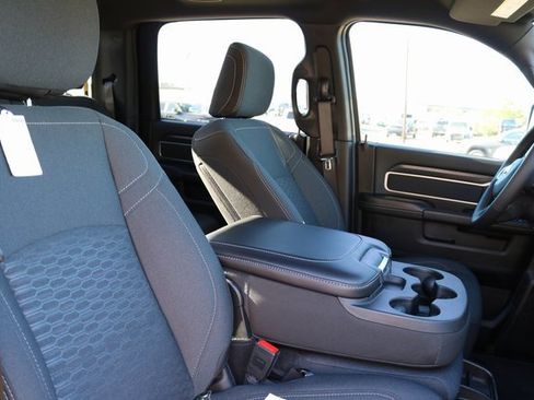 Used 2025 RAM 2500 Lone Star image 17