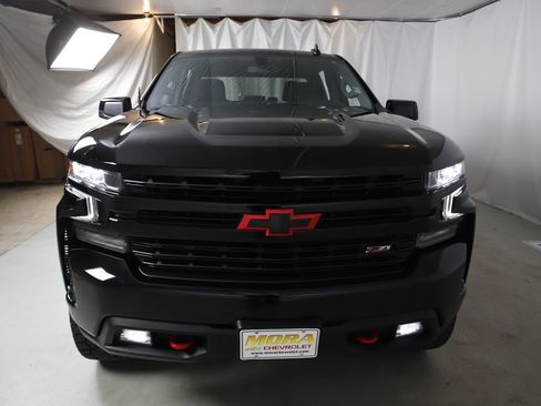 Used 2021 Chevrolet Silverado 1500 LT Trail Boss w/ Bed Protection Package AWD/4WD image 6