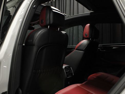 New 2026 Porsche Macan S AWD/4WD image 17