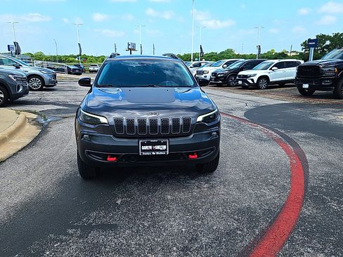 Used 2022 Jeep Cherokee Trailhawk w/ Trailer Tow Group AWD/4WD image 2