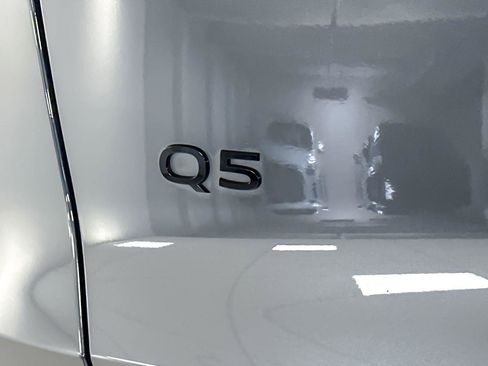 Certified 2025 Audi Q5 Premium Plus w/ Premium Plus image 27