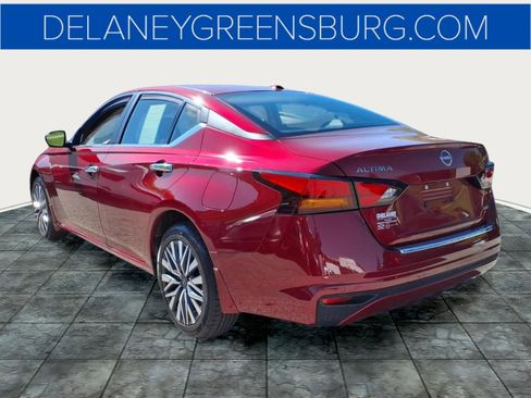Used 2023 Nissan Altima 2.5 SV AWD/4WD image 5