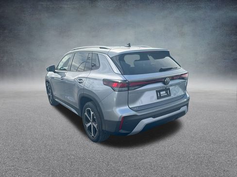 New 2025 Volkswagen Tiguan SE image 29