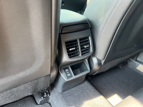 Used 2024 Kia Seltos X-Line AWD/4WD image 17