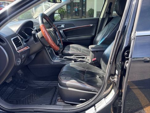 Used 2012 Lincoln MKZ FWD image 10