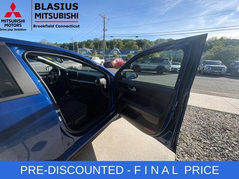 Used 2024 Kia Forte GT-Line FWD image 24